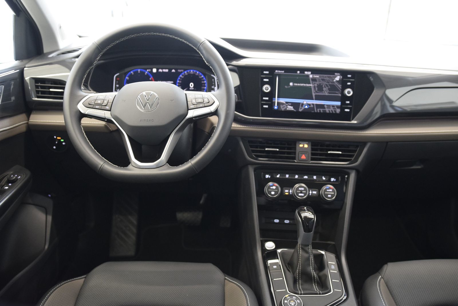 2024 Volkswagen Taos HIGHLINE+ROUE NOIR+TOIT PANO HIGHLINE+ROUE NOIR+TOIT PANO