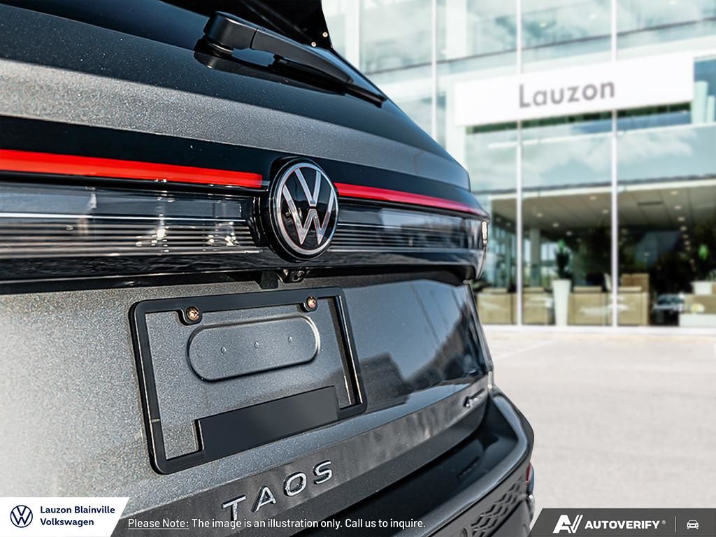 Photo 2026 Volkswagen Taos Highline 4MOTION #8