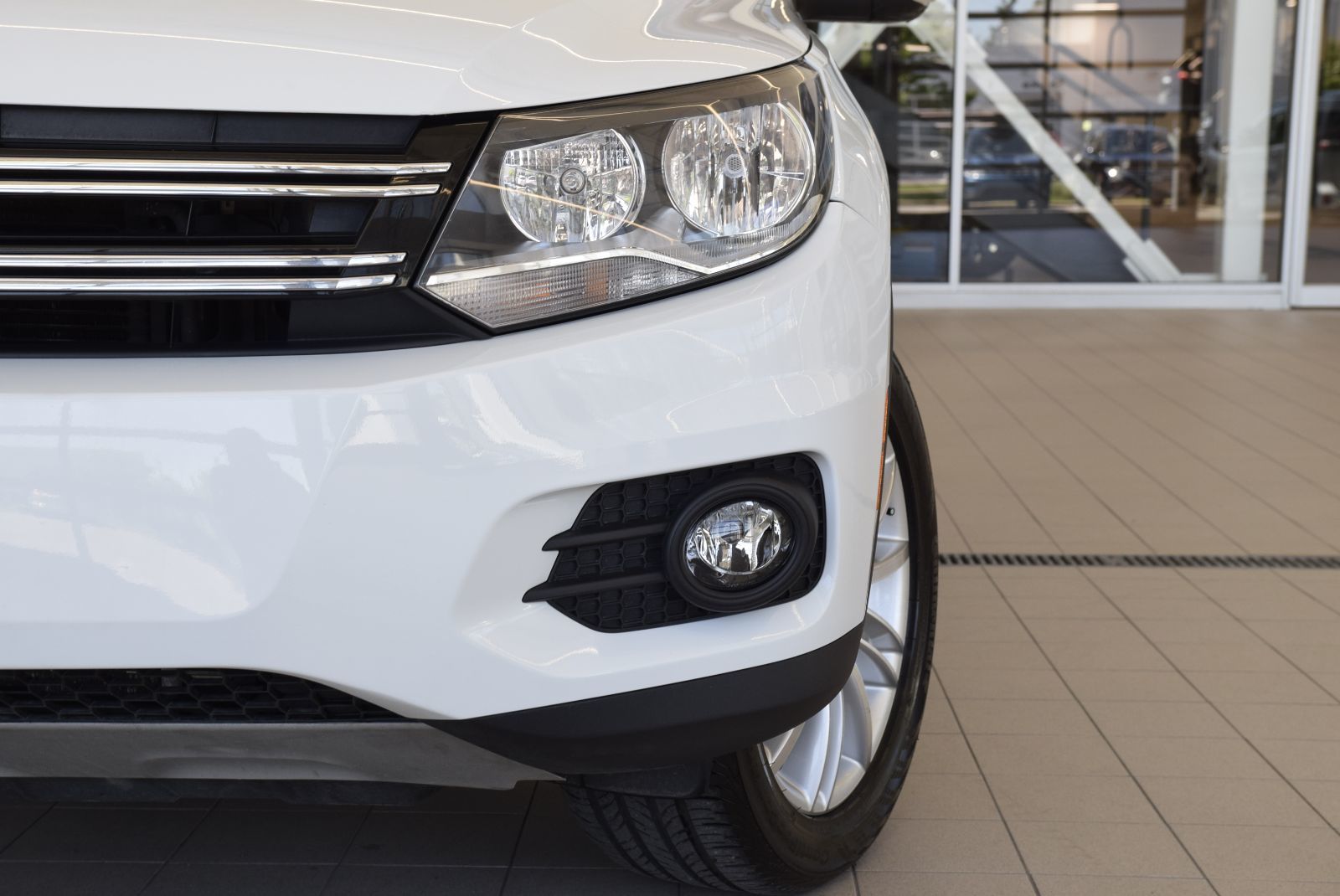 Volkswagen Tiguan COMFORTLINE+TOIT PANO+CUIR 2017 AWD+CAMERA+SANS CLÉ+WOW