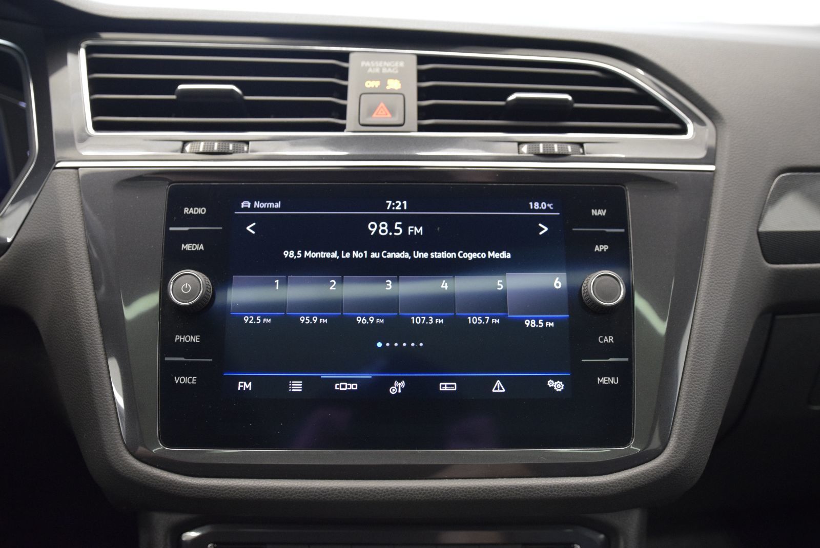 Volkswagen Tiguan HIGHLINE+R LINE+TOIT+CUIR+ 2021 LED+NAV+BAS KM+4MOTION+