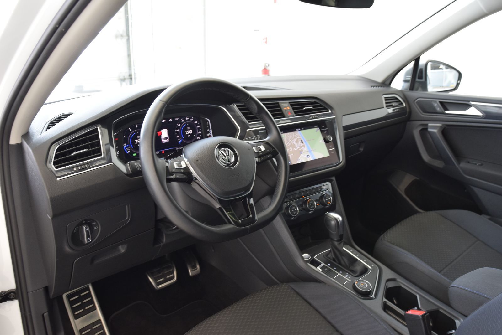 2021 Volkswagen Tiguan UNITED+AWD+TOIT PANO+NAV UNITED+AWD+TOIT PANO+NAV