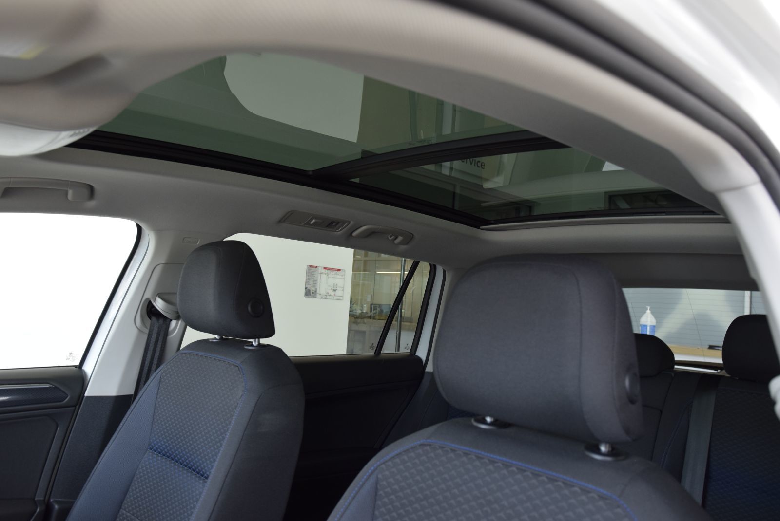 2021 Volkswagen Tiguan UNITED+AWD+TOIT PANO+NAV UNITED+AWD+TOIT PANO+NAV