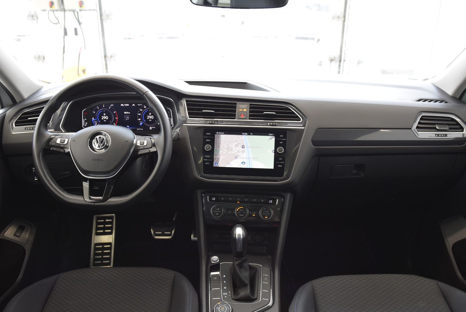 2021 Volkswagen Tiguan UNITED+AWD+TOIT PANO+NAV UNITED+AWD+TOIT PANO+NAV