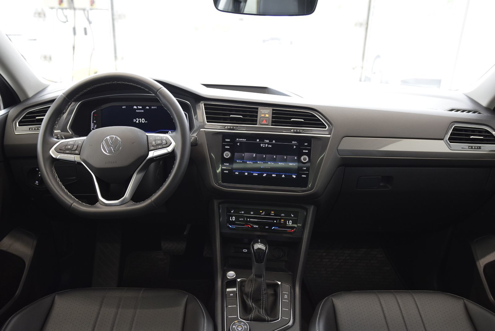 Volkswagen Tiguan COMFORTLINE+TOIT PANO+AWD 2022 BAS KM+CAMERA+SIEGES CHAUFFANTS