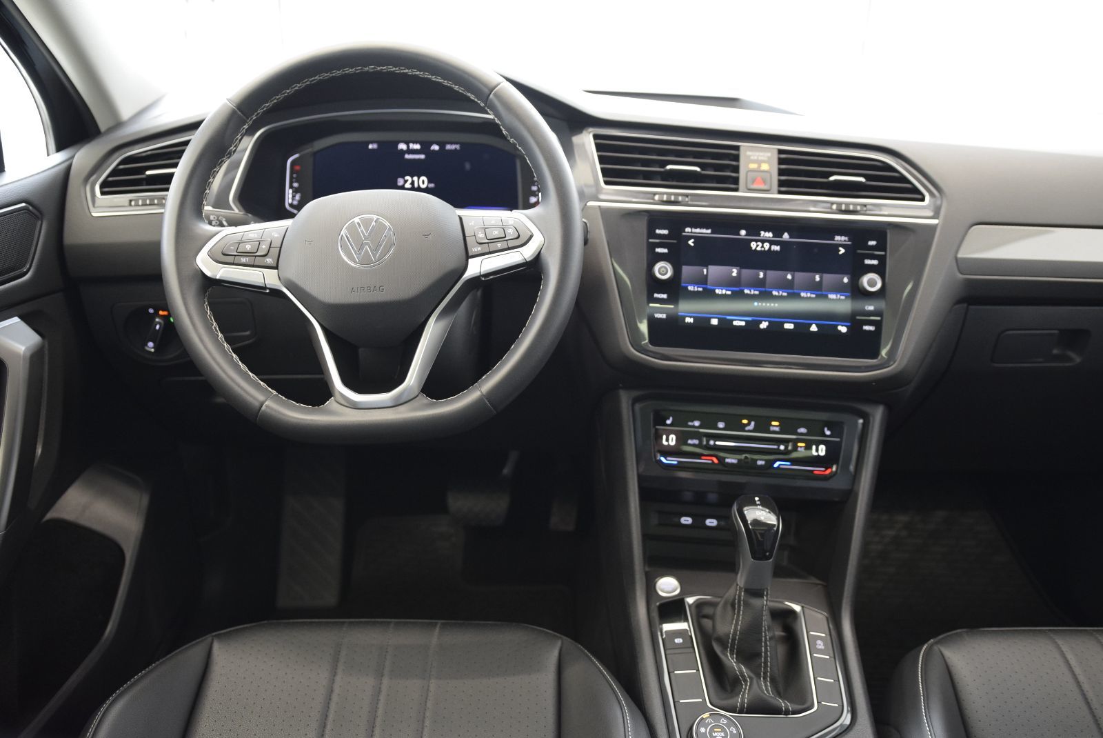 Volkswagen Tiguan COMFORTLINE+TOIT PANO+AWD 2022 BAS KM+CAMERA+SIEGES CHAUFFANTS