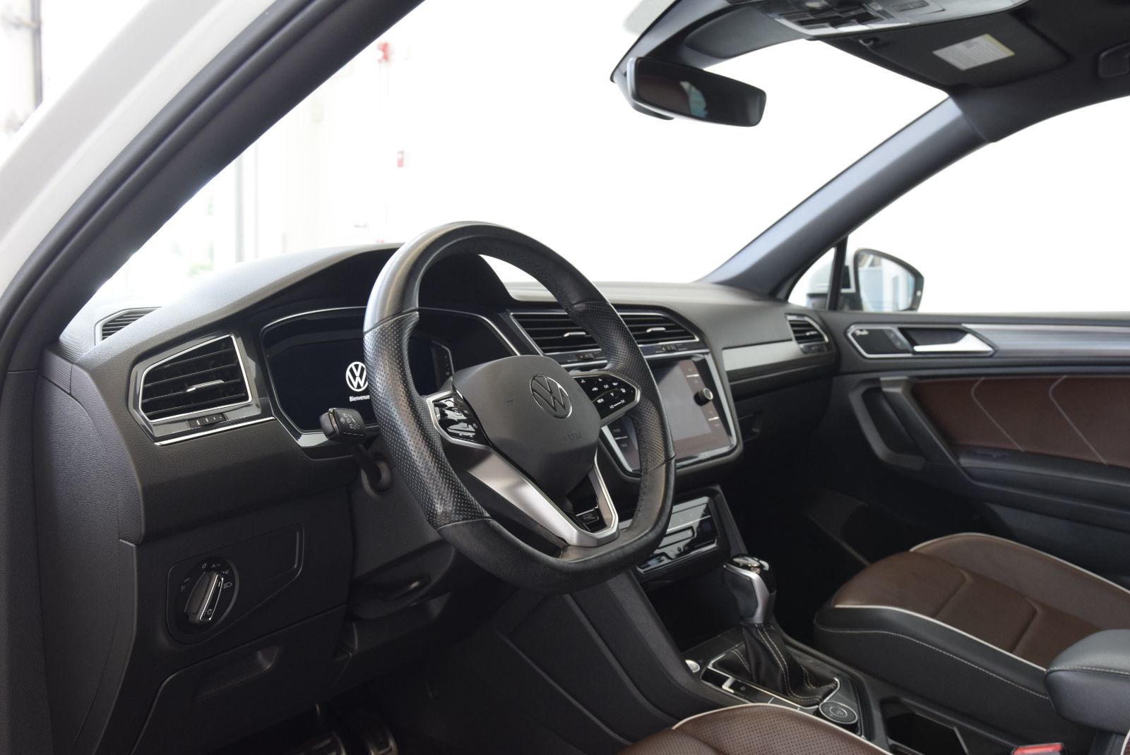 Photo 2022 Volkswagen Tiguan HIGHLINE+R LINE+7 PASSAGERS #8
