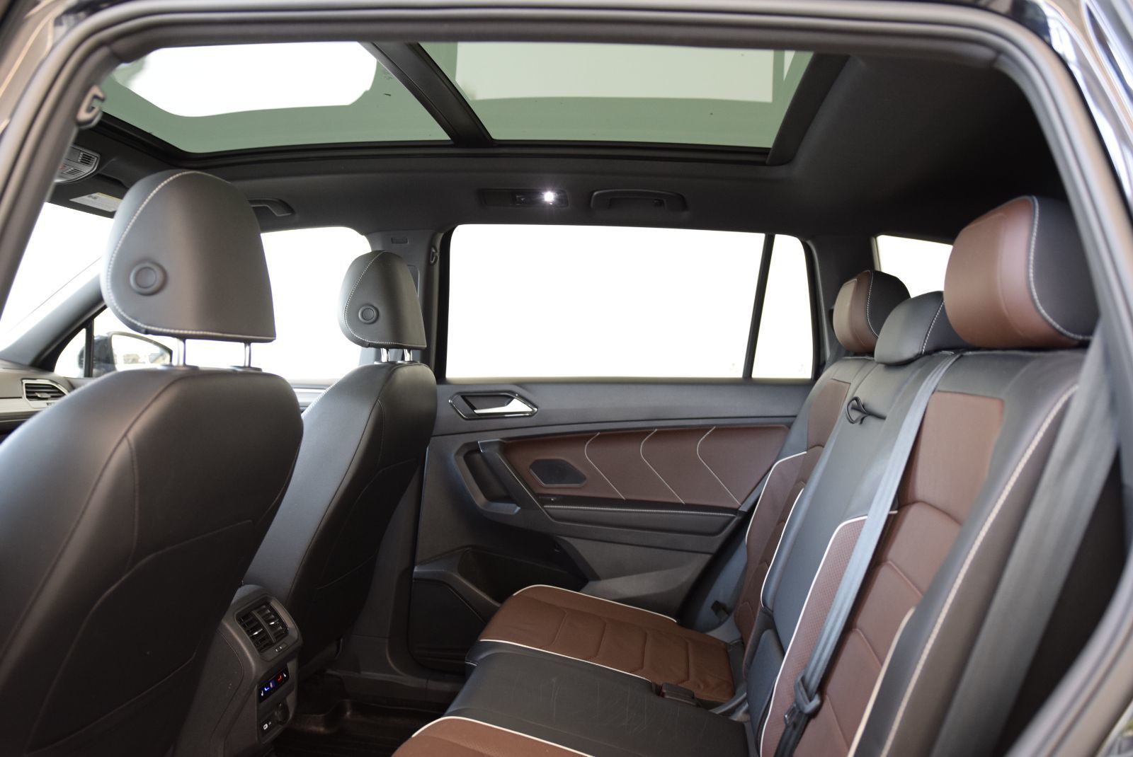 2024 Volkswagen Tiguan HIGHLINE+R LINE+8 PNEUS 8 MAGS HIGHLINE+R LINE+8 PNEUS 8 MAGS
