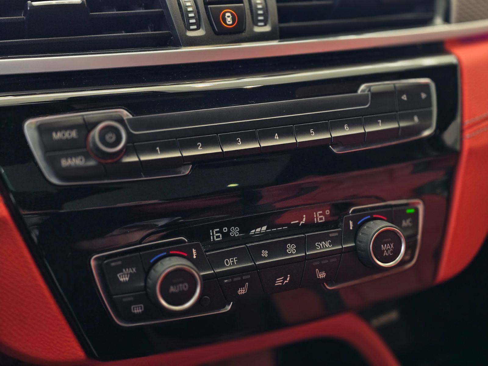 2021 BMW X2 28i M SPORT | CAMERA | CARPLAY | NAV | +++ X2 28i M SPORT | CAMERA | CARPLAY | NAV | +++