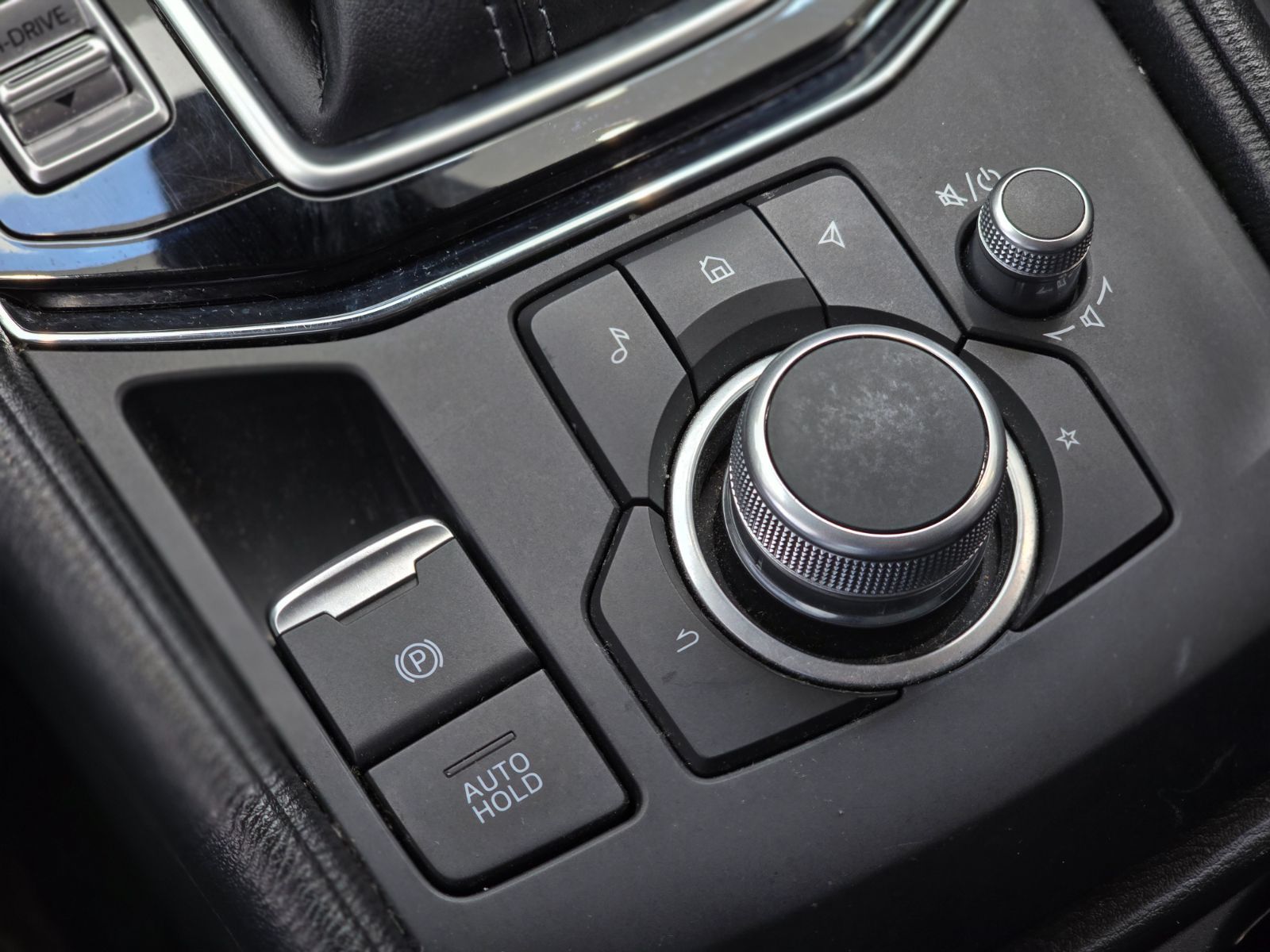 2023 Mazda CX-5 GS AWD | CUIR | CARPLAY | CAMÉRA | BAS KM!! | +++ GS AWD | CUIR | CARPLAY | CAMÉRA | BAS KM!! | +++