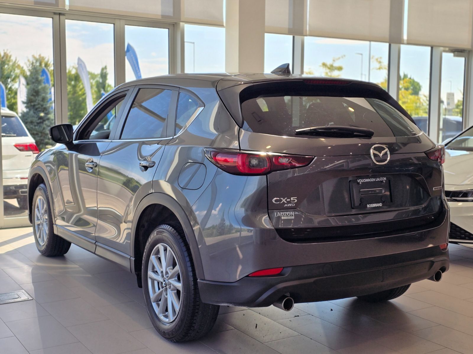 2023 Mazda CX-5 GS AWD | CUIR | CARPLAY | CAMÉRA | BAS KM!! | +++ GS AWD | CUIR | CARPLAY | CAMÉRA | BAS KM!! | +++