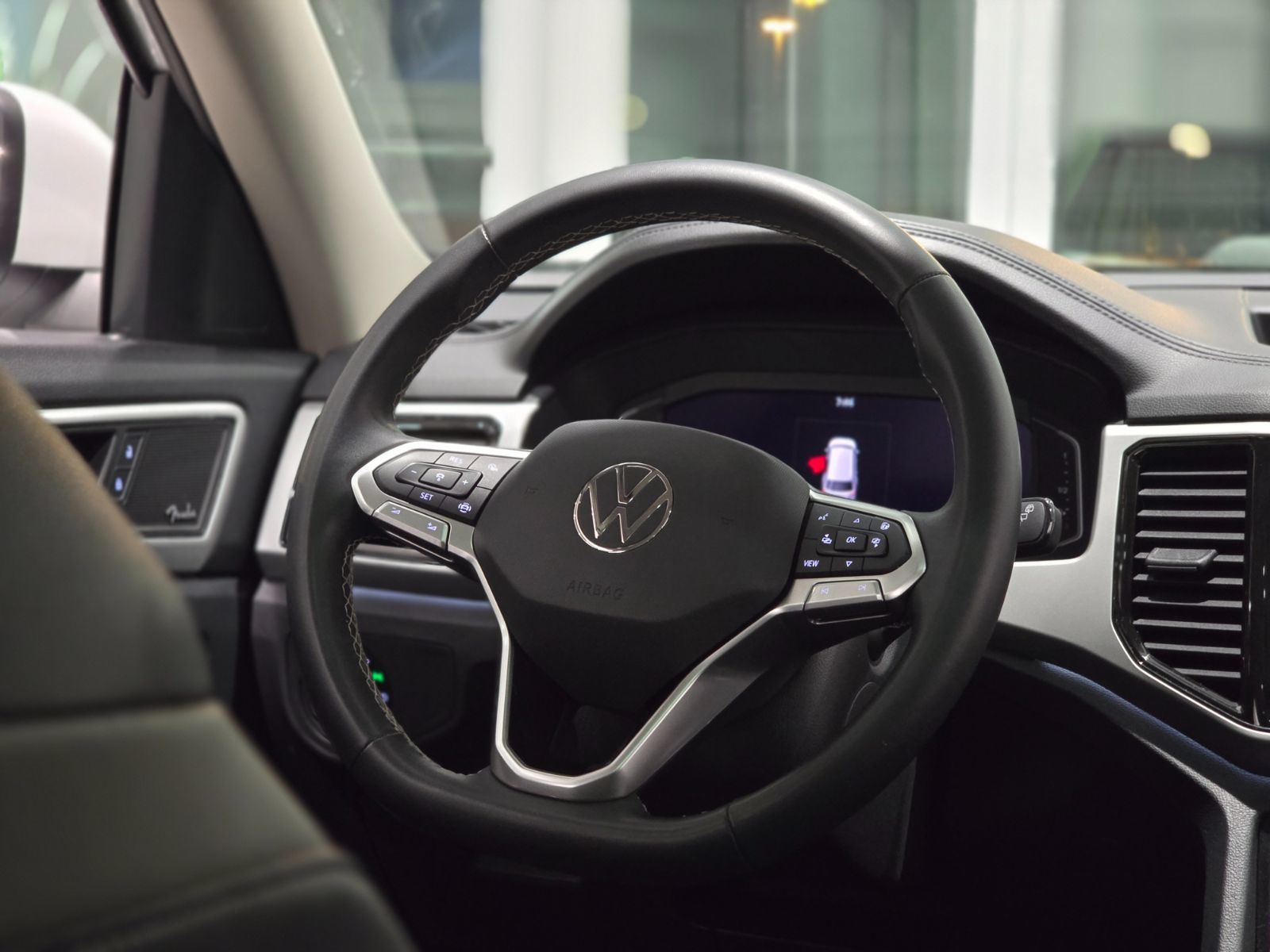2022 Volkswagen Atlas Highline TOIT PANO | CUIR | CARPLAY | DÉMARREUR Highline TOIT PANO | CUIR | CARPLAY | DÉMARREUR