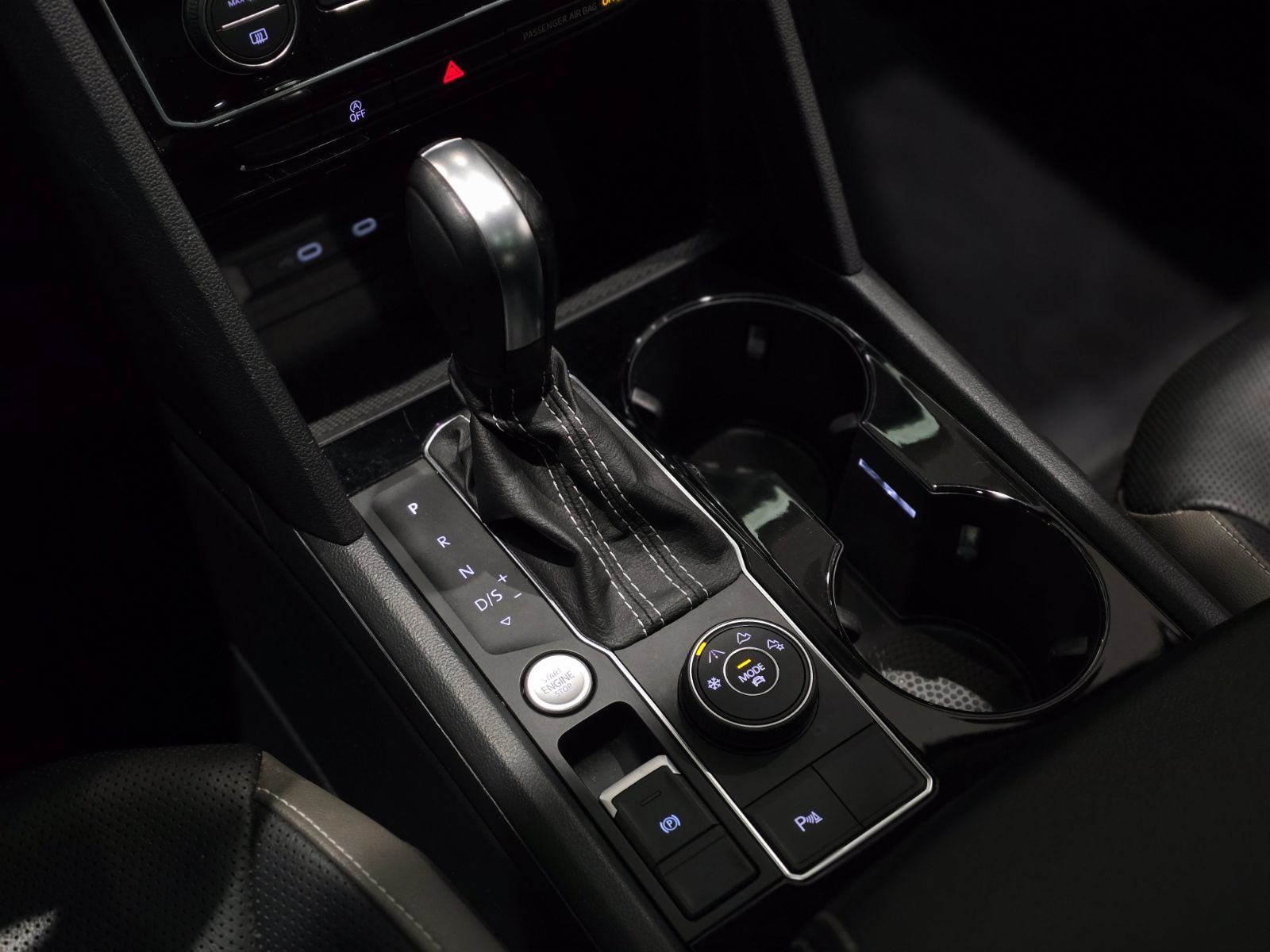 2022 Volkswagen Atlas Highline TOIT PANO | CUIR | CARPLAY | DÉMARREUR Highline TOIT PANO | CUIR | CARPLAY | DÉMARREUR