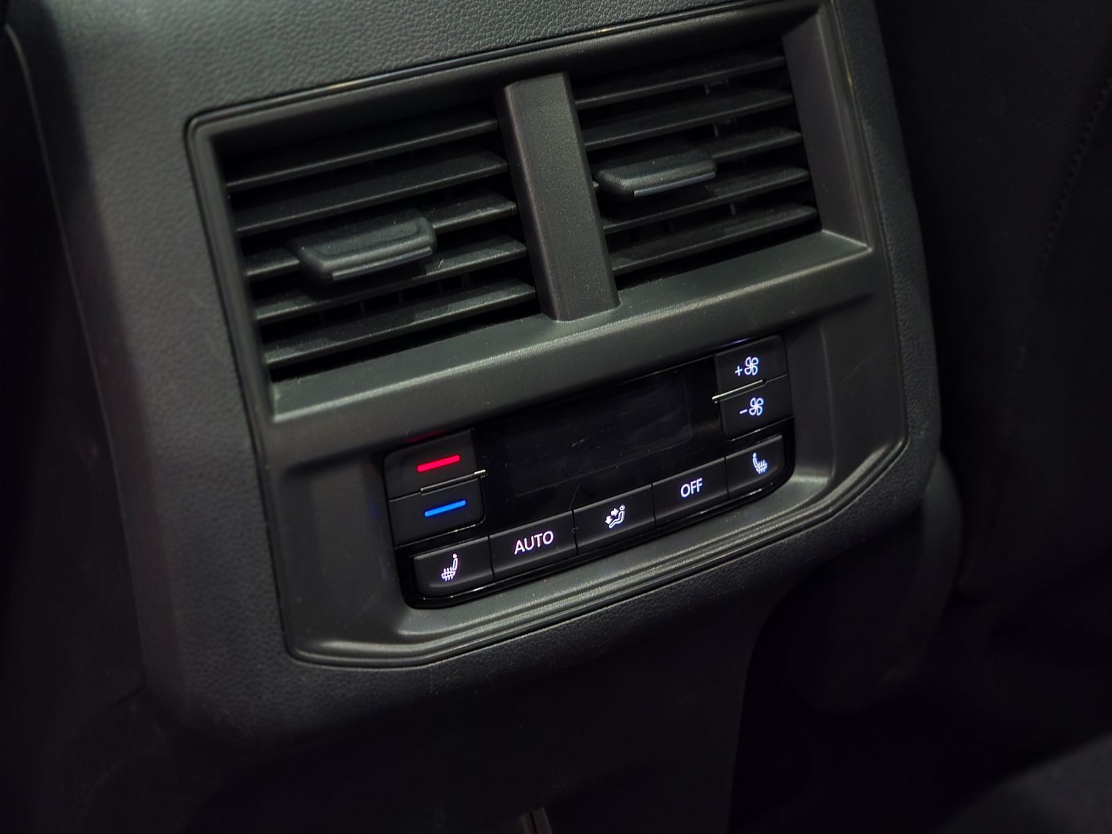 2022 Volkswagen Atlas Highline TOIT PANO | CUIR | CARPLAY | DÉMARREUR Highline TOIT PANO | CUIR | CARPLAY | DÉMARREUR