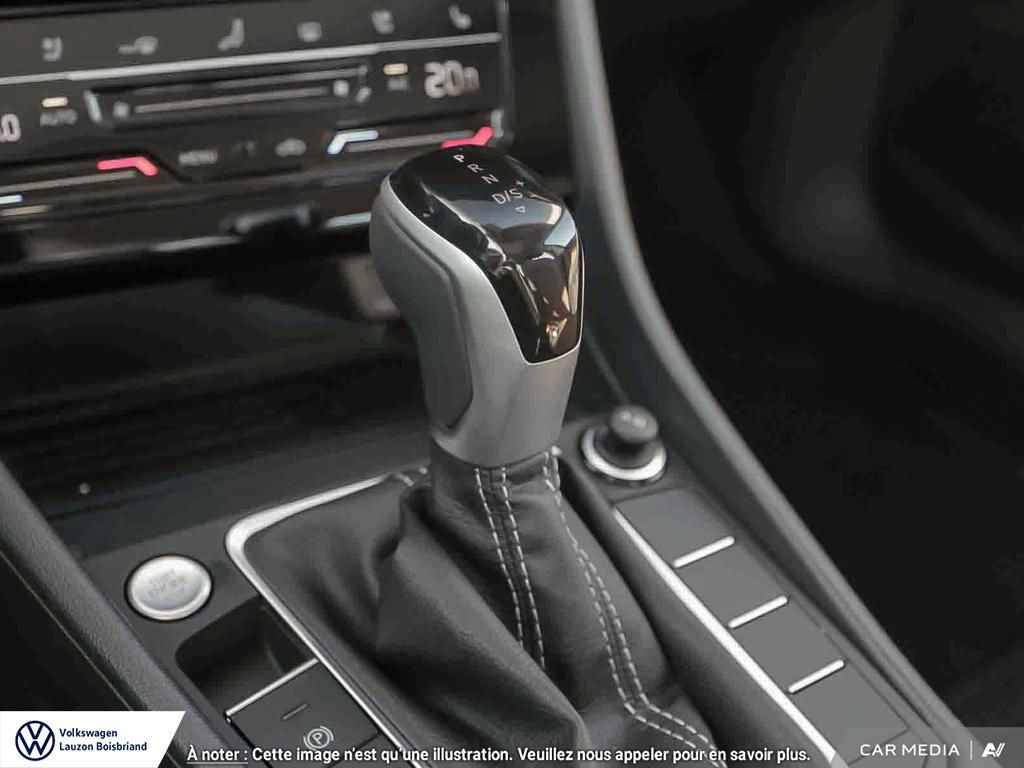 Volkswagen Jetta Highline 2025