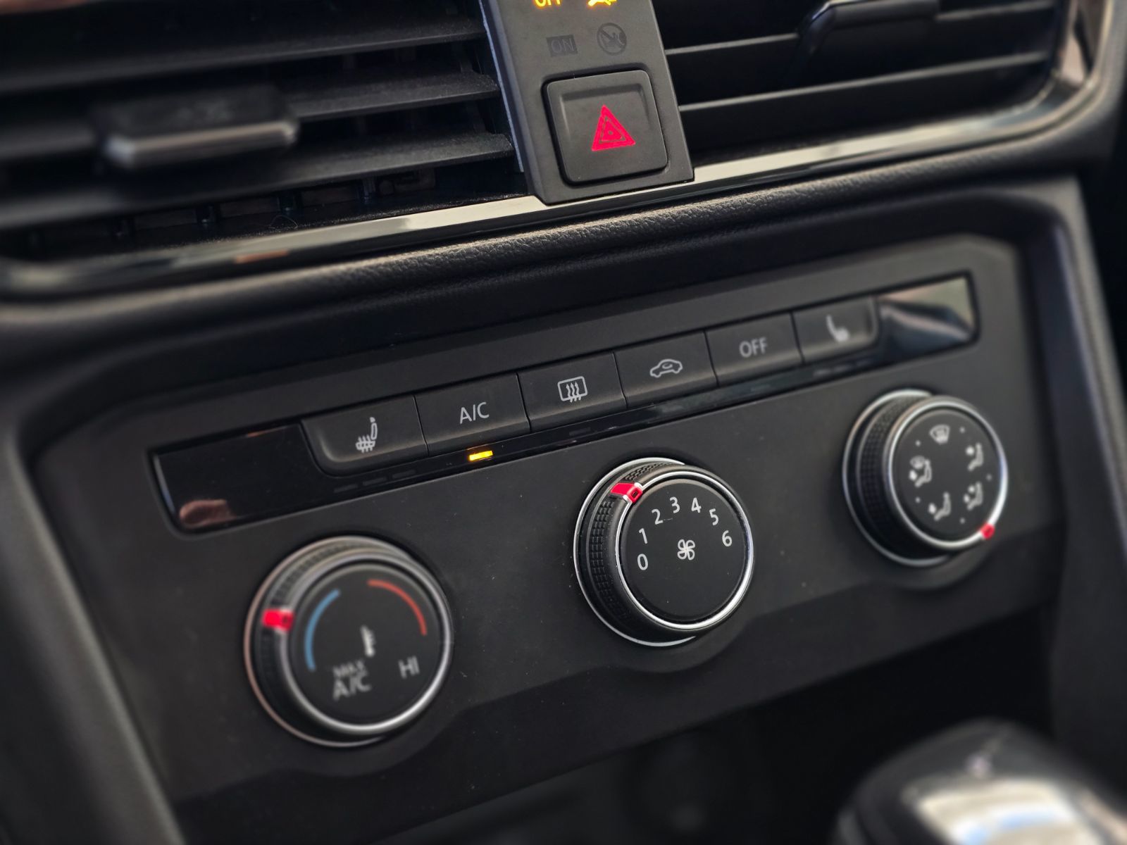 2022 Volkswagen Taos Trendline 4MOTION | CARPLAY | CAMÉRA | BLUETOOTH Trendline 4MOTION | CARPLAY | CAMÉRA | BLUETOOTH