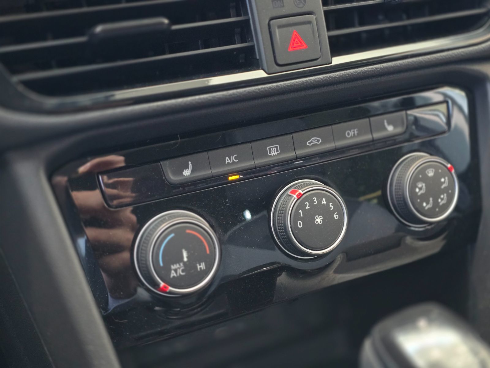 2023 Volkswagen Taos Trendline 4MOTION | CARPLAY | CAMÉRA | BLUETOOTH Trendline 4MOTION | CARPLAY | CAMÉRA | BLUETOOTH