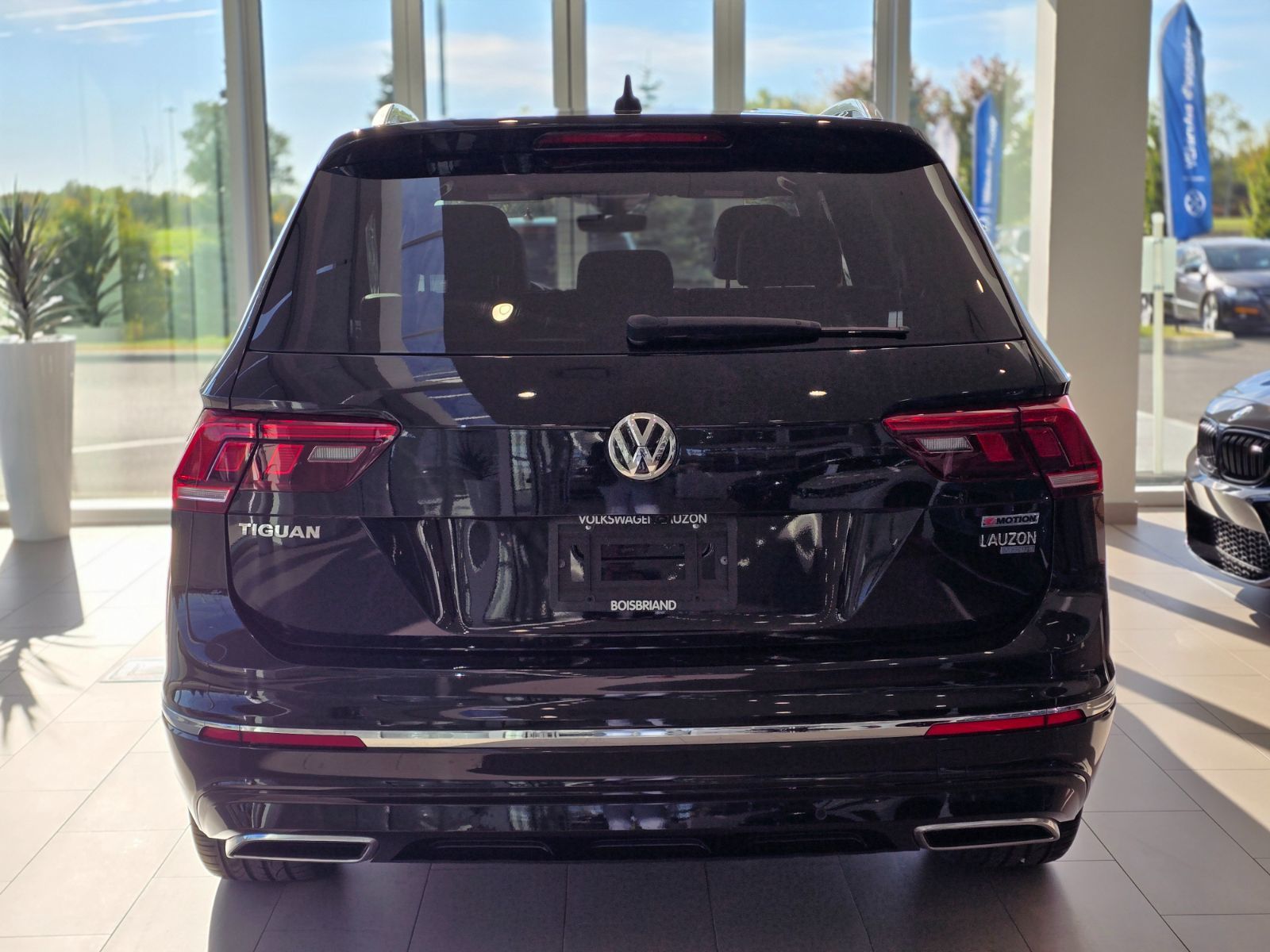 2021 Volkswagen Tiguan Highline R-LINE | TOIT PANO | CUIR | NAV | CARPLAY Highline R-LINE | TOIT PANO | CUIR | NAV | CARPLAY