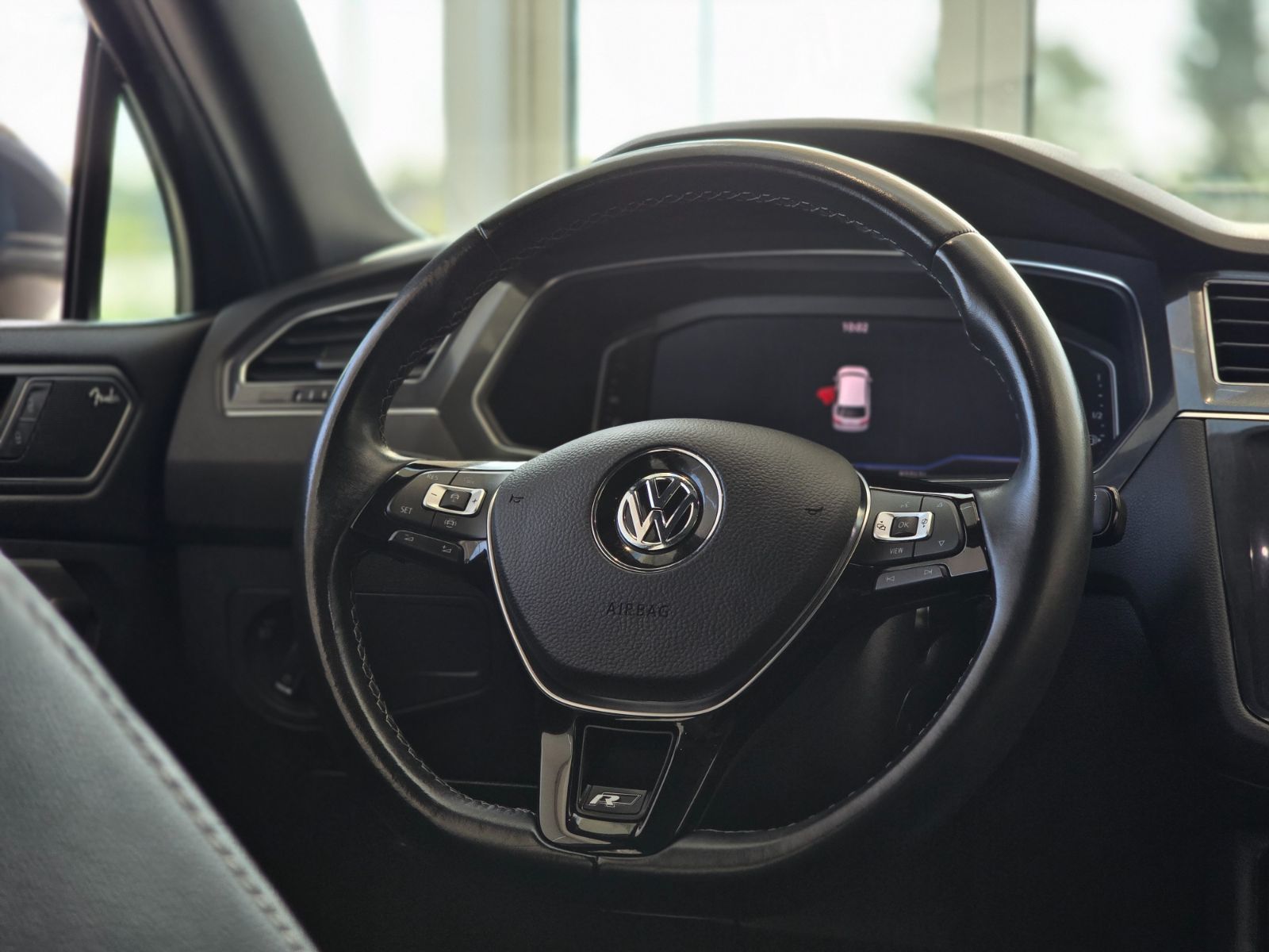 2021 Volkswagen Tiguan Highline R-line DEMARREUR | TOIT PANO | NAV +++ Highline R-line DEMARREUR | TOIT PANO | NAV +++