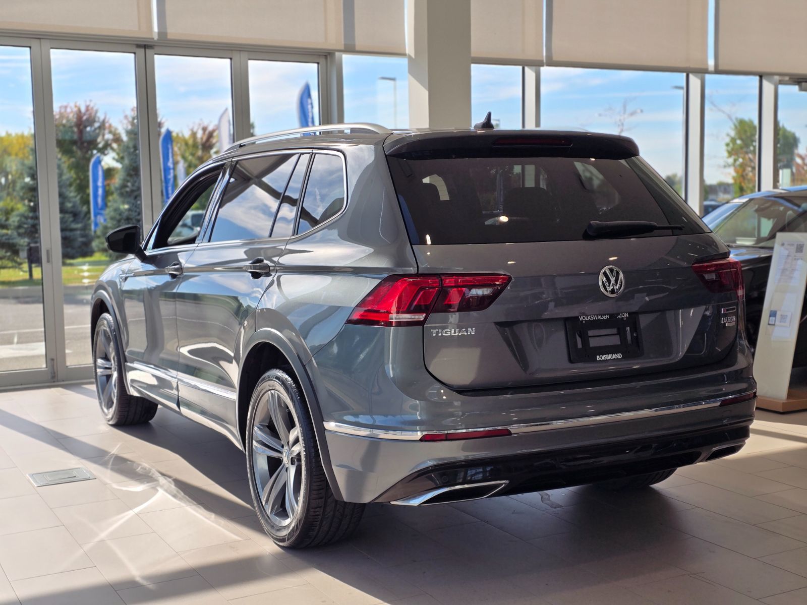 2021 Volkswagen Tiguan Highline R-line DEMARREUR | TOIT PANO | NAV +++ Highline R-line DEMARREUR | TOIT PANO | NAV +++