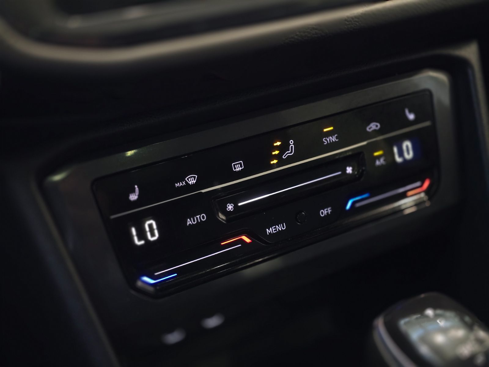 2022 Volkswagen Tiguan Comfortline R-LINE | BLACK PACK | TOIT PANO | CUIR Comfortline R-LINE | BLACK PACK | TOIT PANO | CUIR