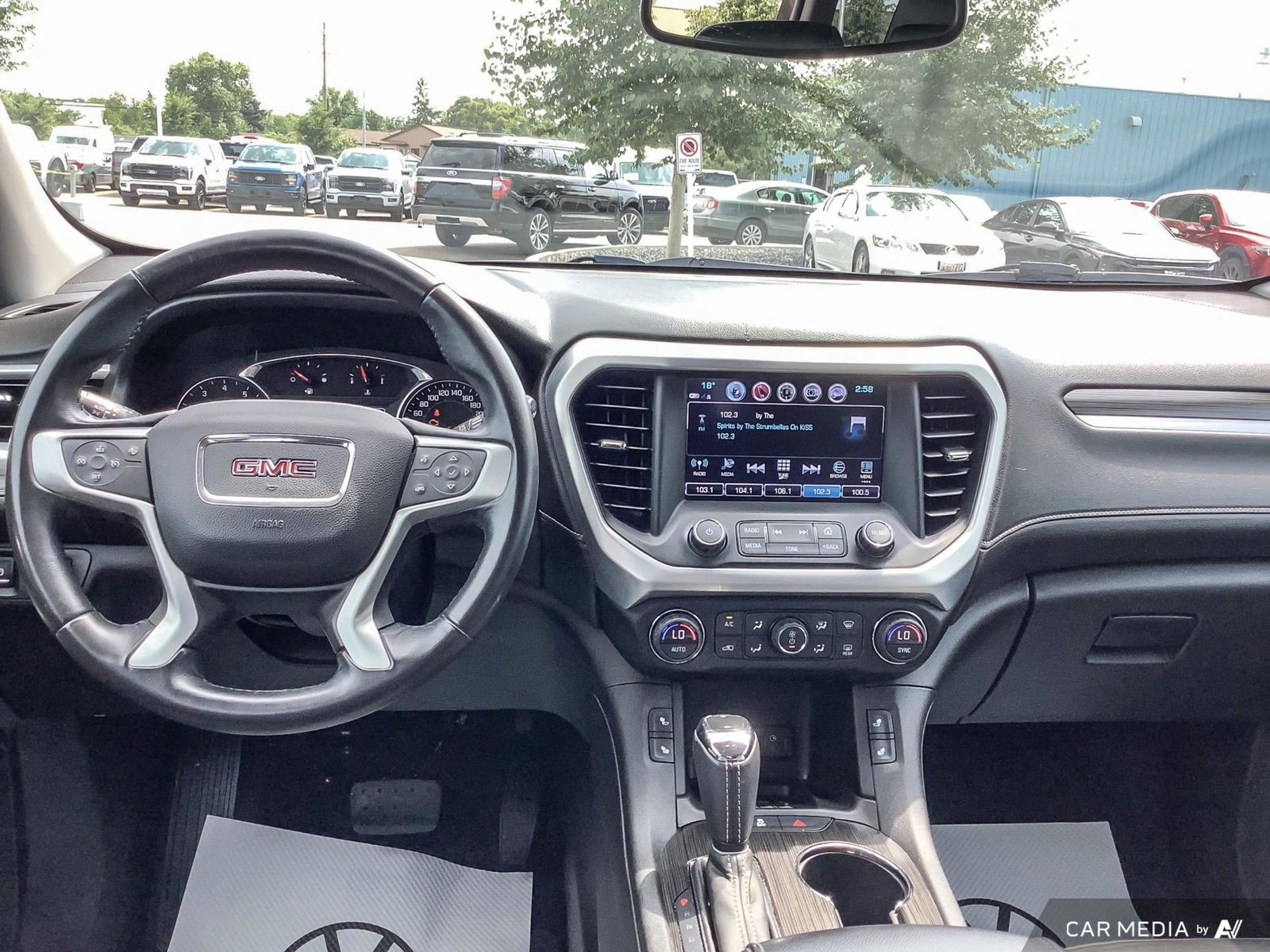 2018 GMC Acadia SLT