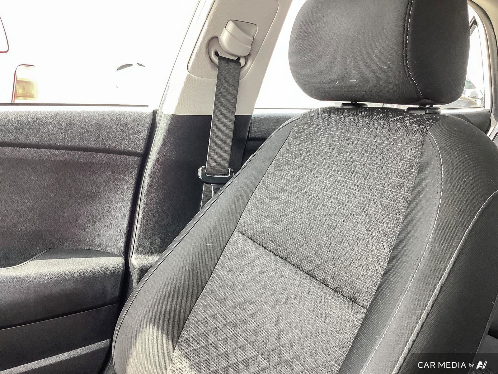2018 Kia Rio 5-door LX