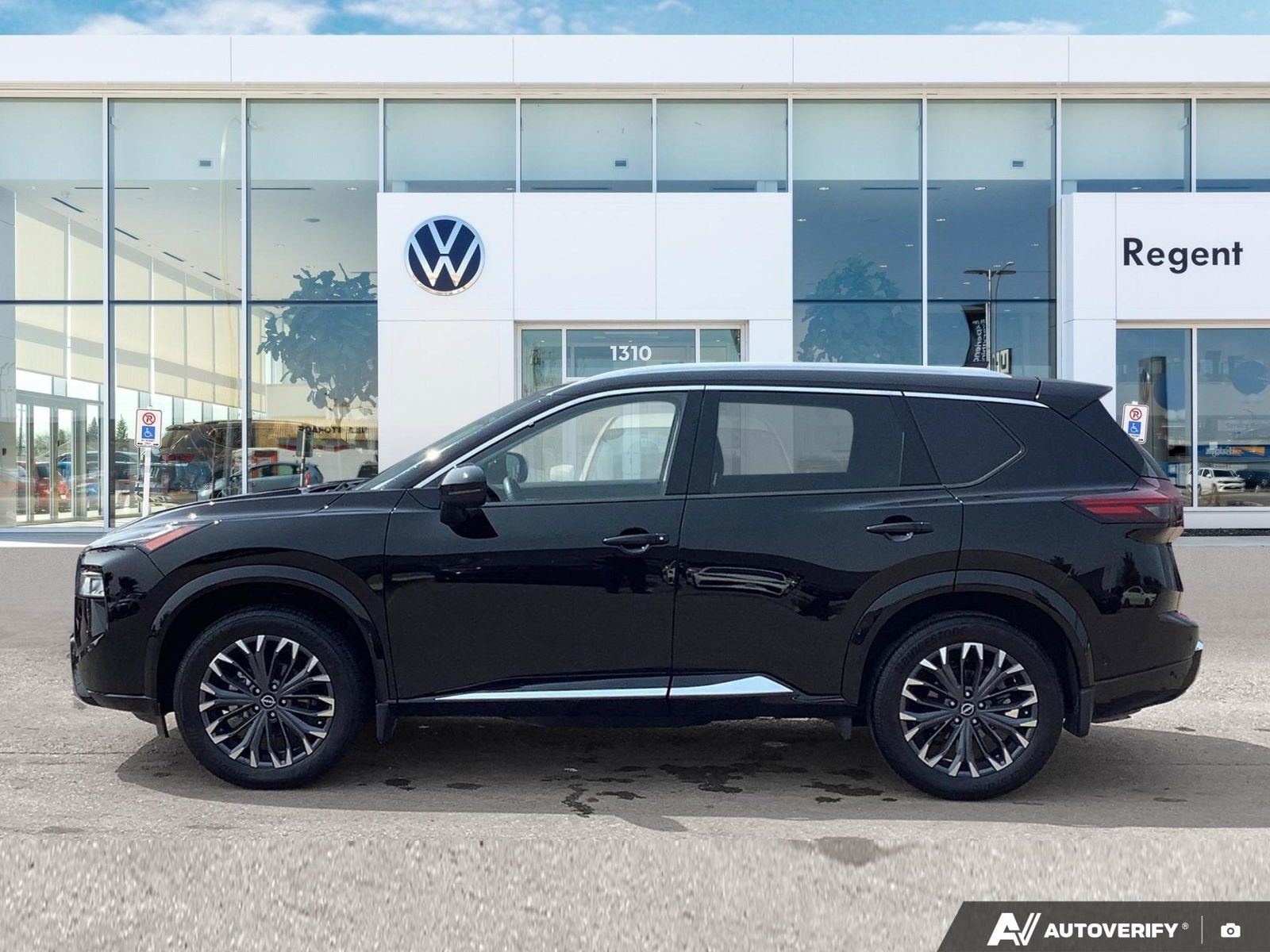 2024 Nissan Rogue Platinum