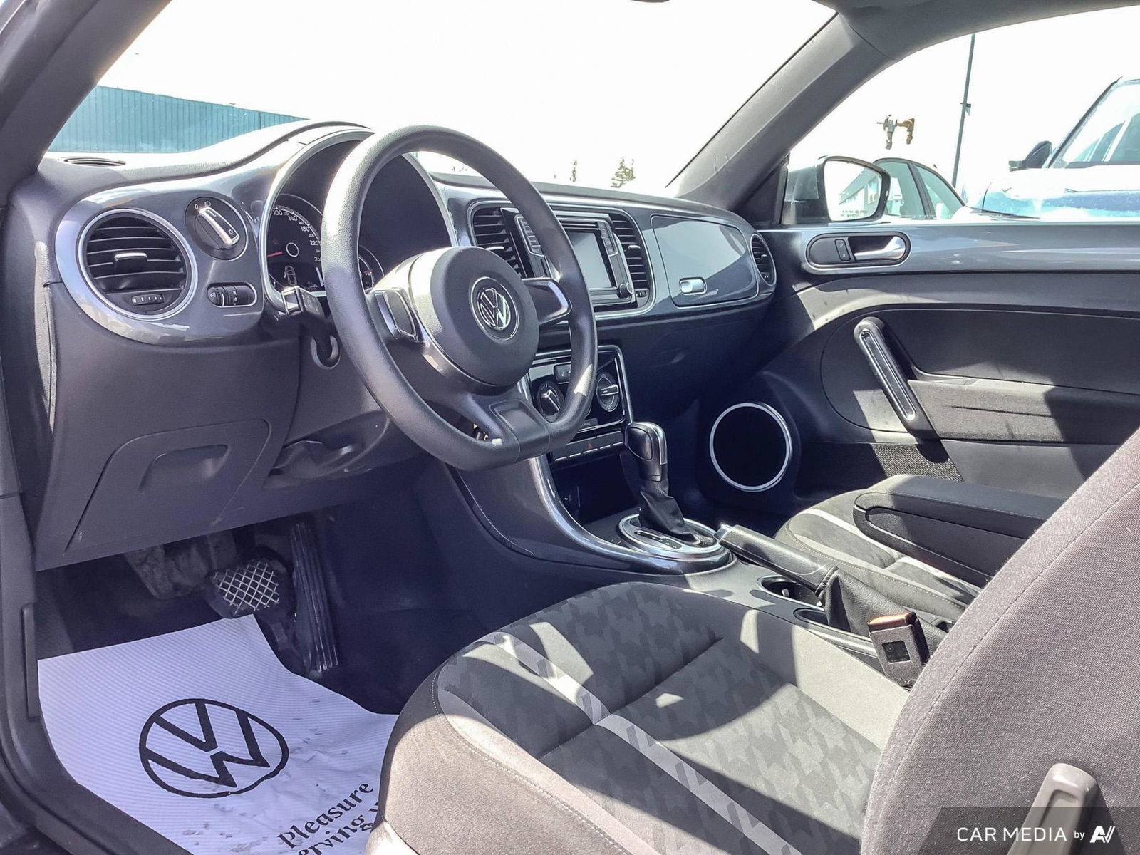 2018 Volkswagen Beetle Trendline