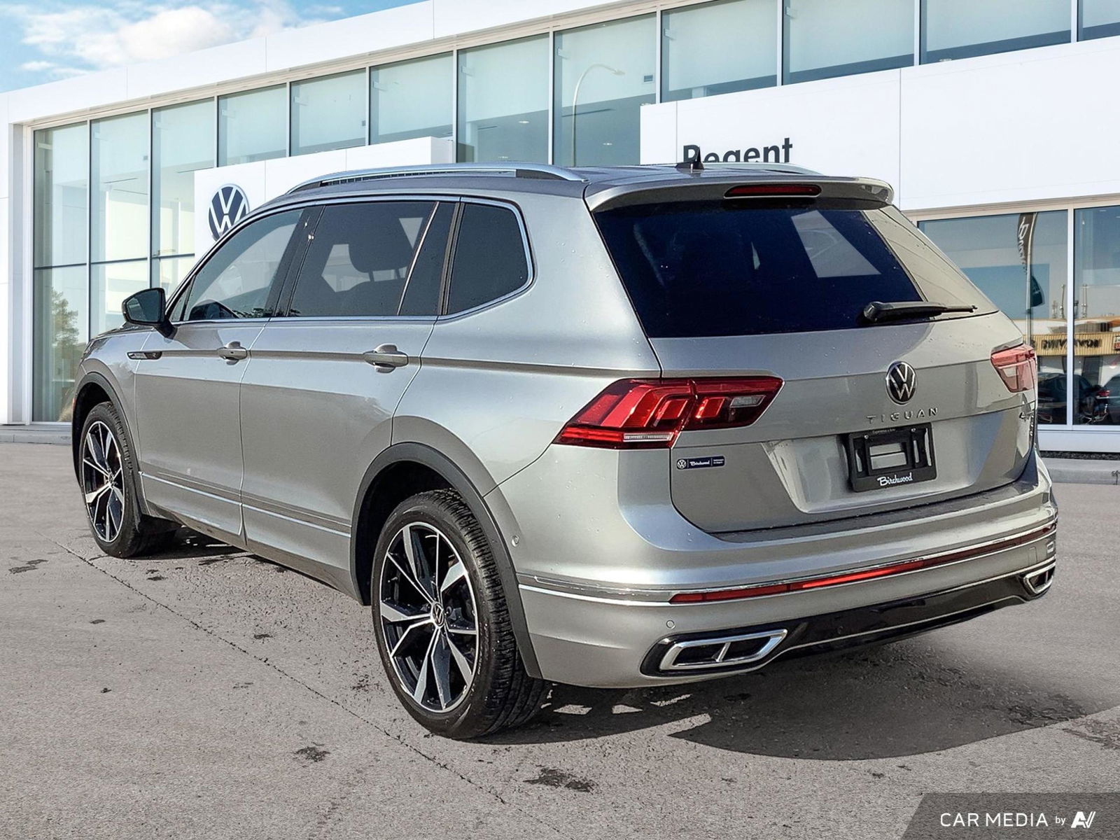 2022 Volkswagen Tiguan Highline R-Line