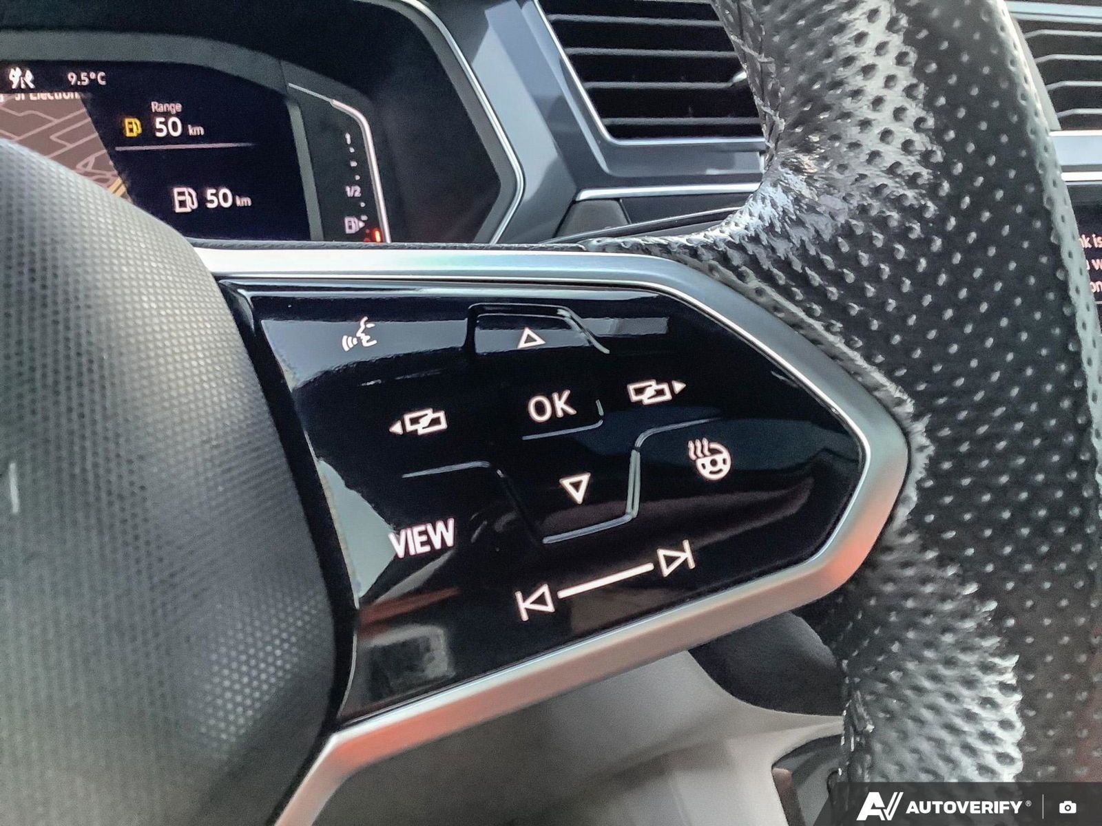 2022 Volkswagen Tiguan Highline R-Line AWD | Lease Return