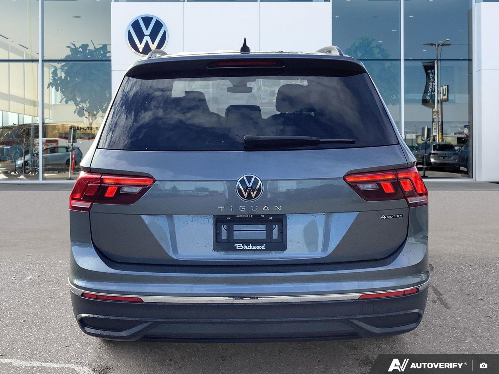 2022 Volkswagen Tiguan Comfortline | No Accidents | Sunroof Package