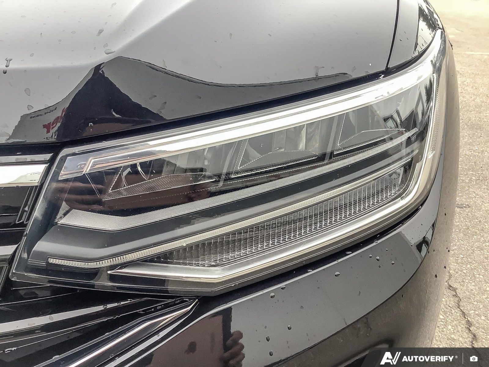 2023 Volkswagen Tiguan Comfortline R-Line Black Edition