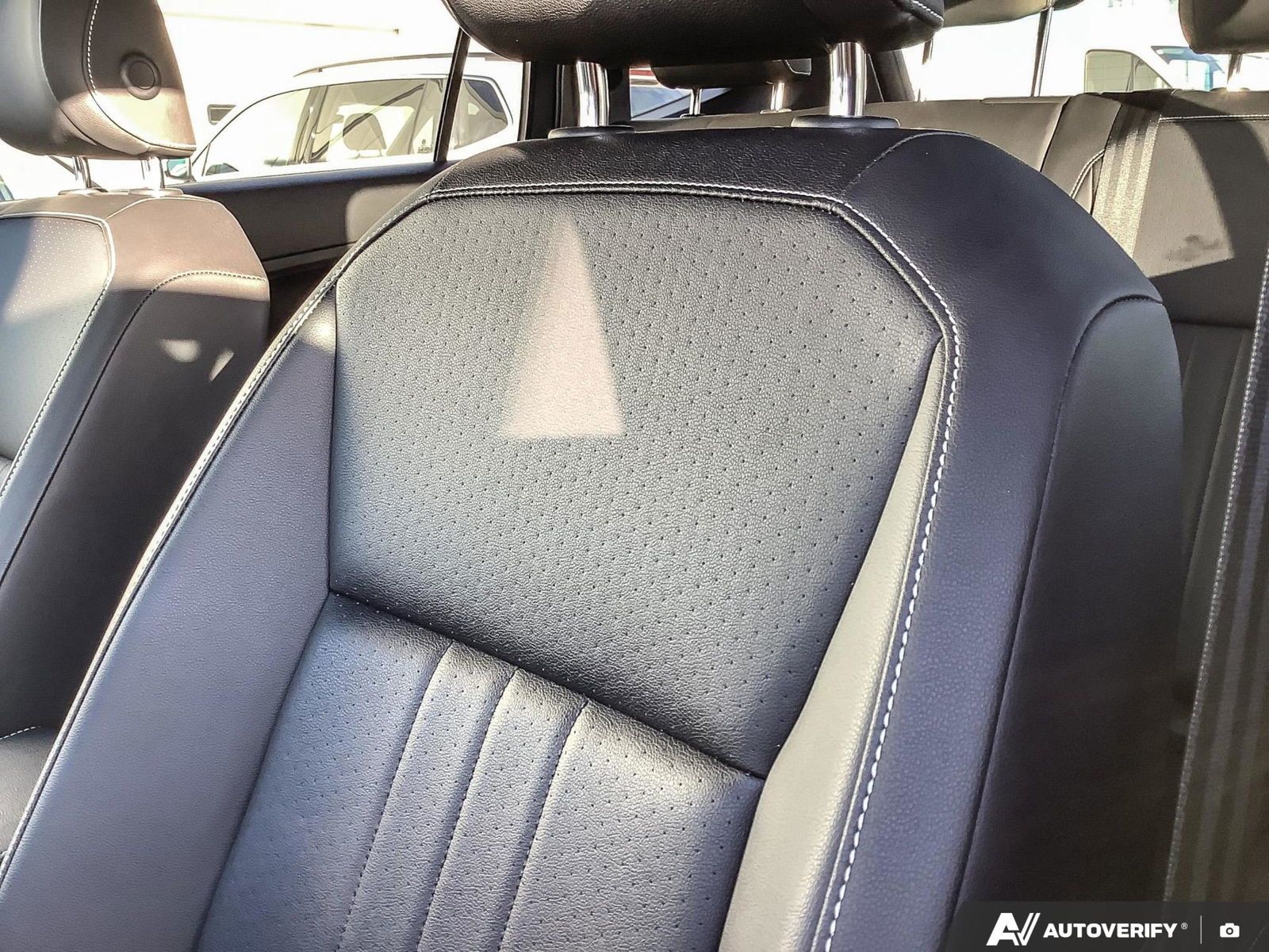 2023 Volkswagen Tiguan Comfortline R-Line Black Edition