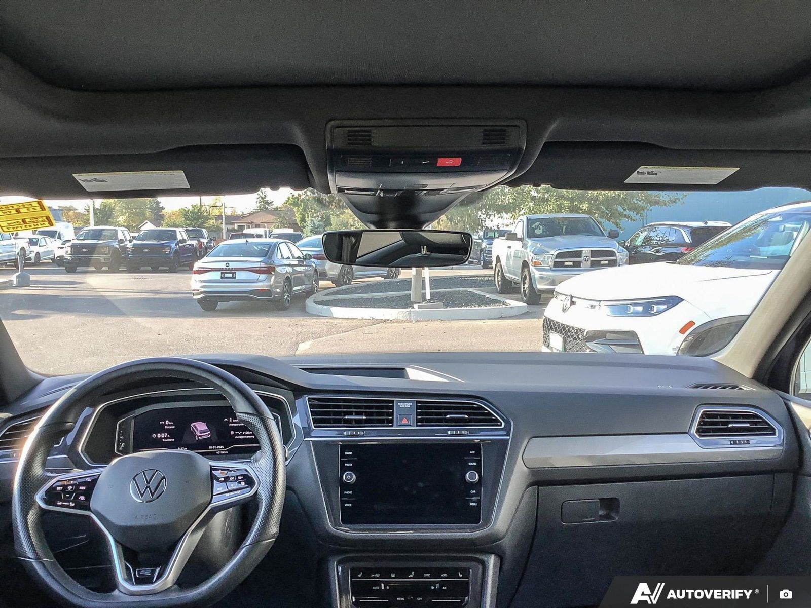 2023 Volkswagen Tiguan Comfortline R-Line Black Edition