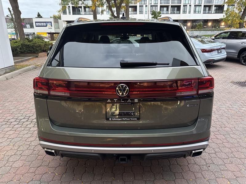 Photo 2024 Volkswagen Atlas Peak Edition 2.0 TSI 4MOTION #6