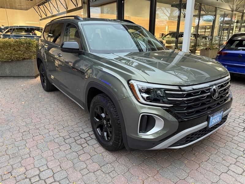 Photo 2024 Volkswagen Atlas Peak Edition 2.0 TSI 4MOTION #5