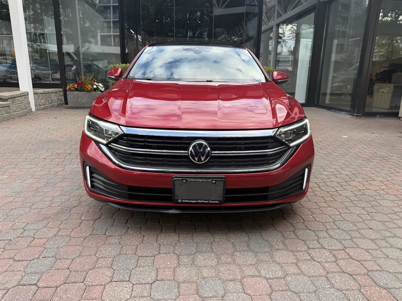 Photo 2024 Volkswagen Jetta Highline 1.5 T 8Sp at w/Tip #2