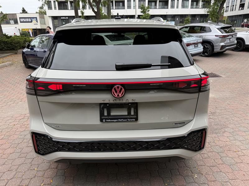 Photo 2026 Volkswagen Tiguan Highline Turbo R-Line 4MOTION #6