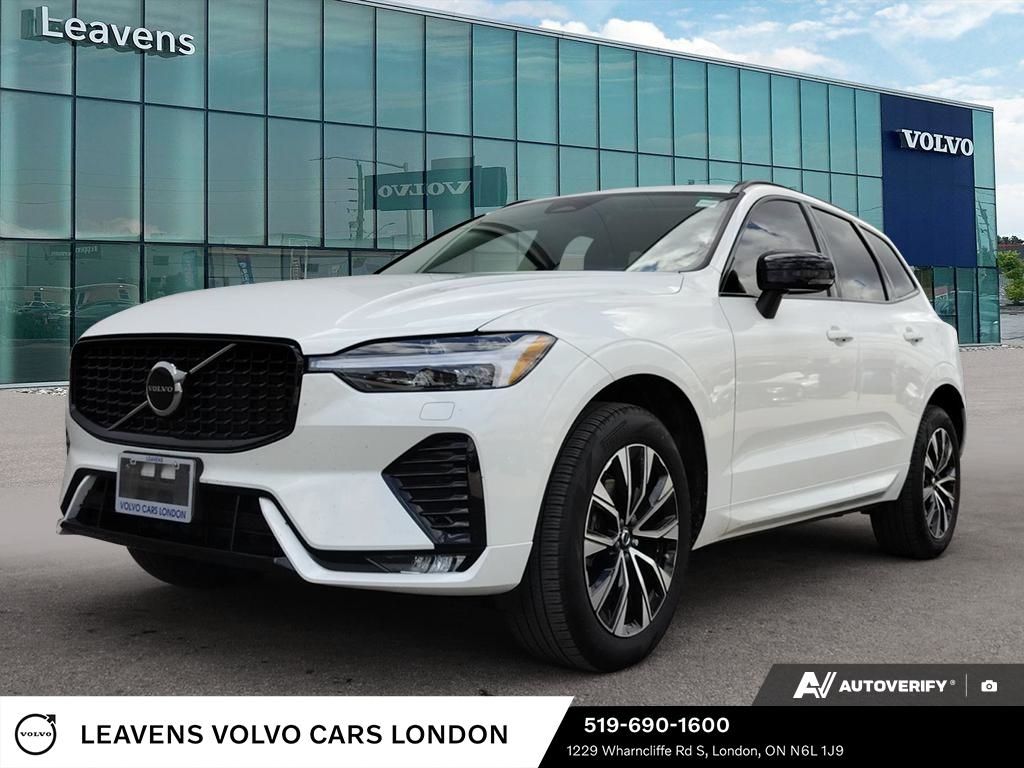 2025 Volvo XC60 CORE DARK THEME