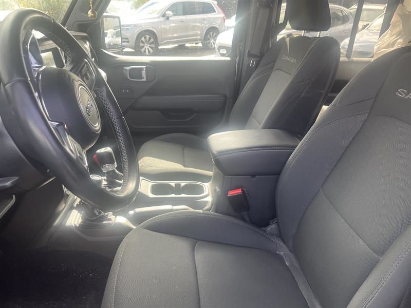 2021 Jeep Wrangler Unlimited in Pointe-Claire, Quebec