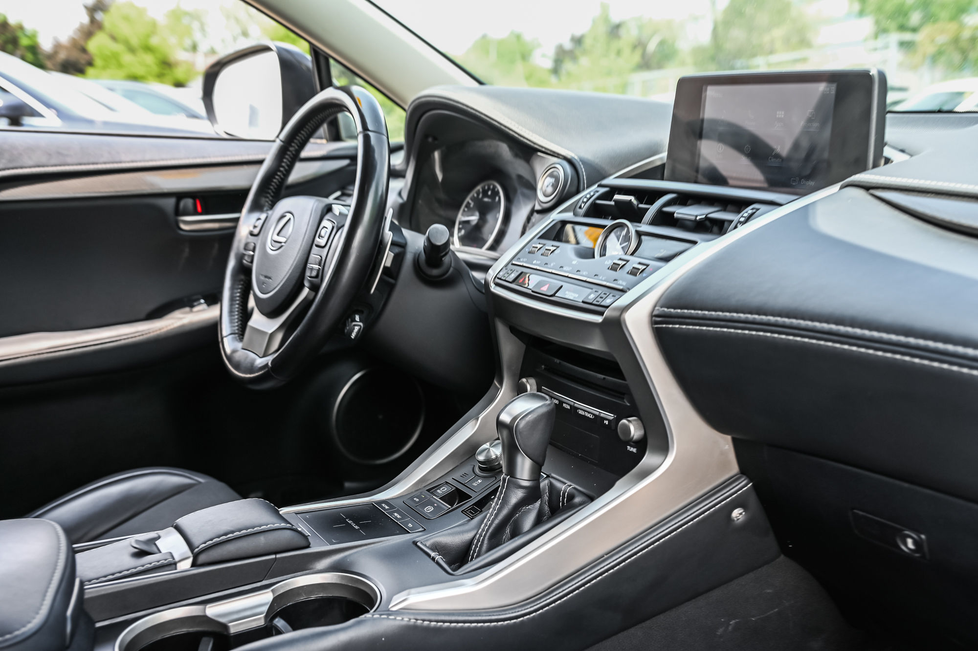 Lexus NX  2021 à Pointe-Claire, Québec