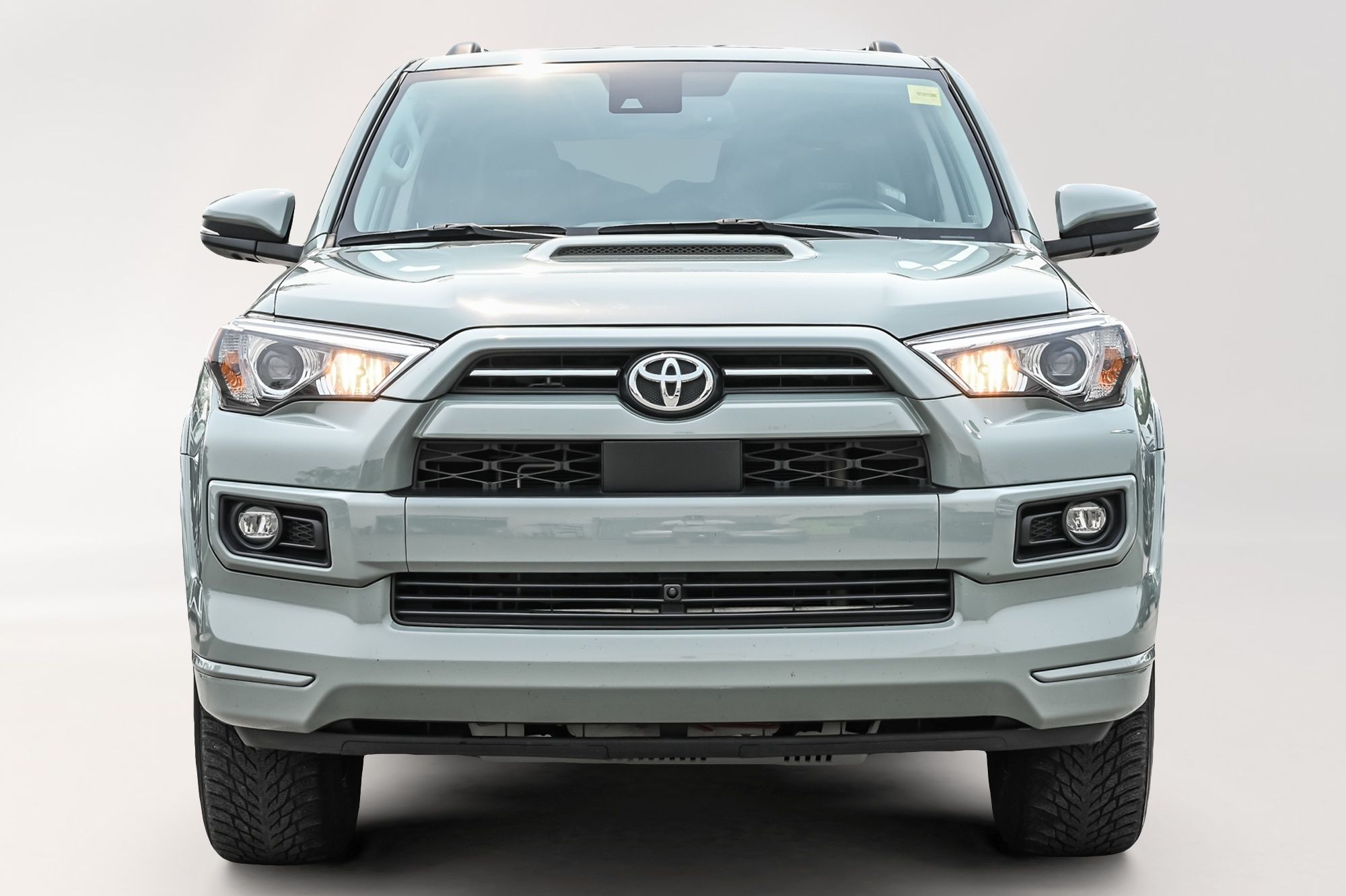 Toyota 4Runner  2023 à Pointe-Claire, Québec