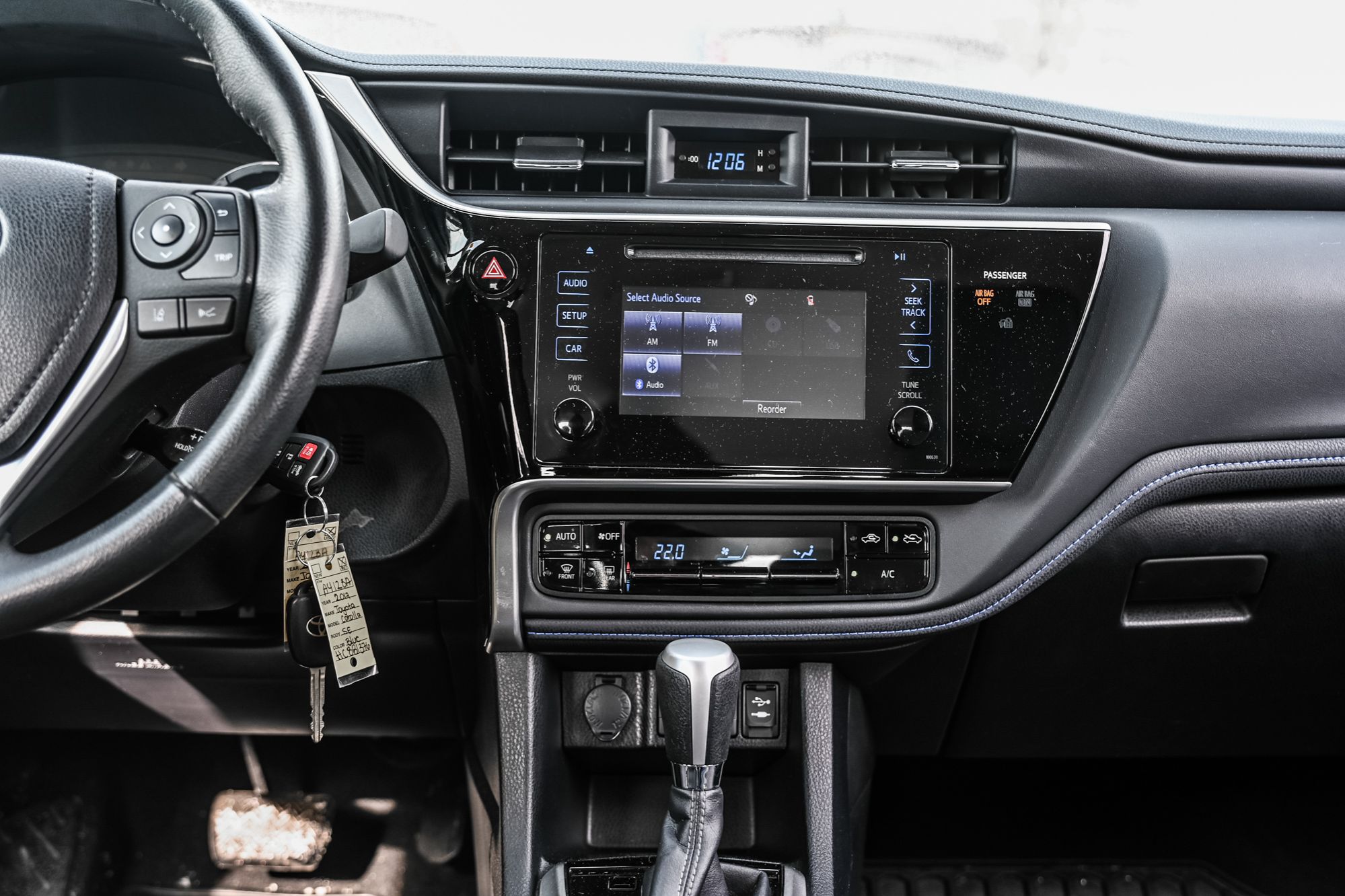 2017 Toyota Corolla in Pointe-Claire, Quebec