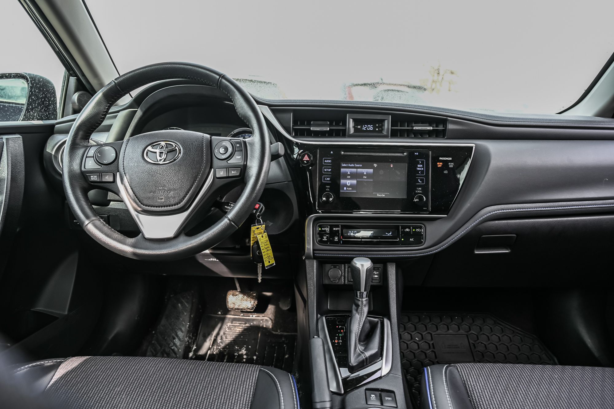 2017 Toyota Corolla in Pointe-Claire, Quebec