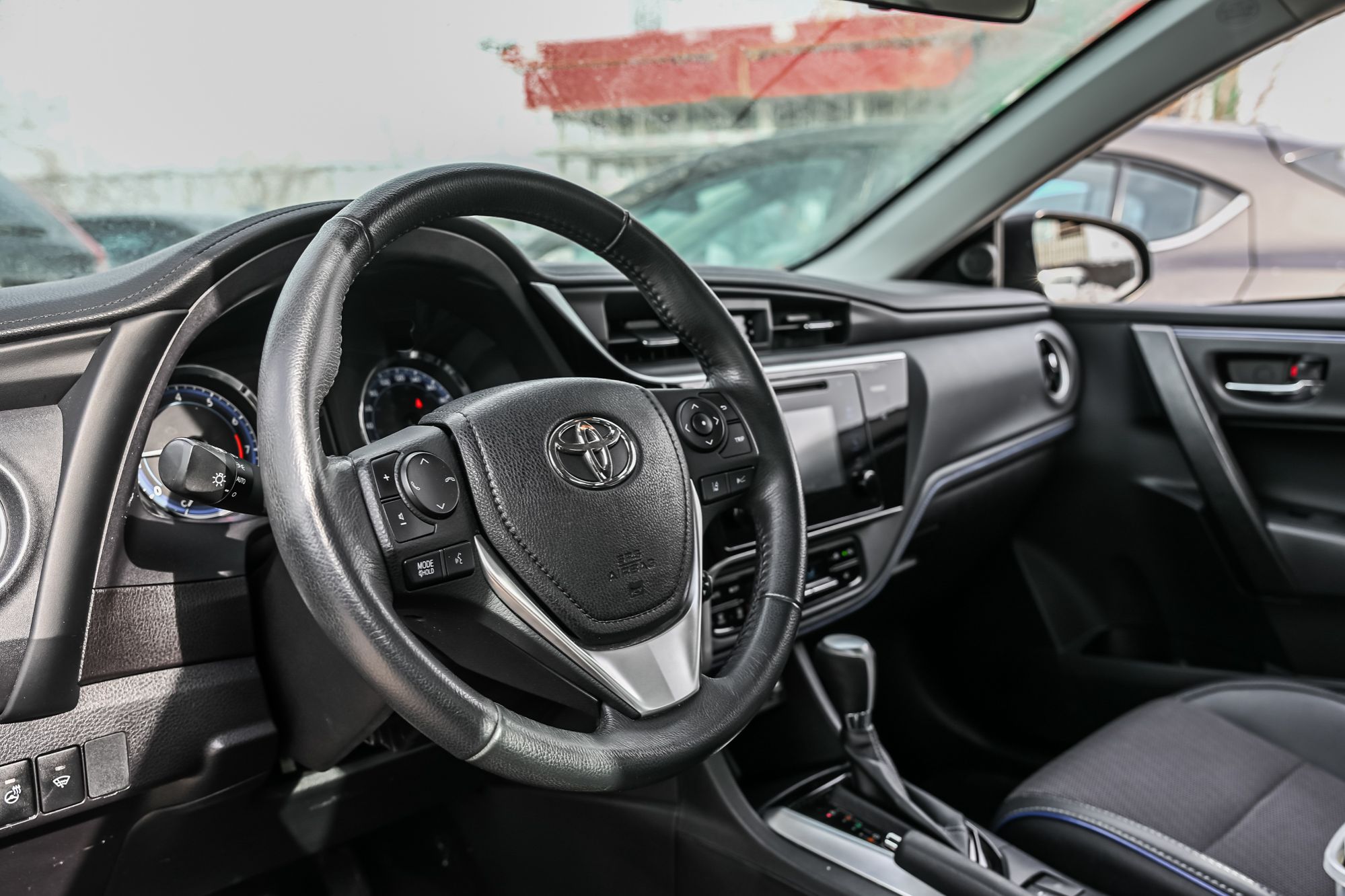 2017 Toyota Corolla in Pointe-Claire, Quebec