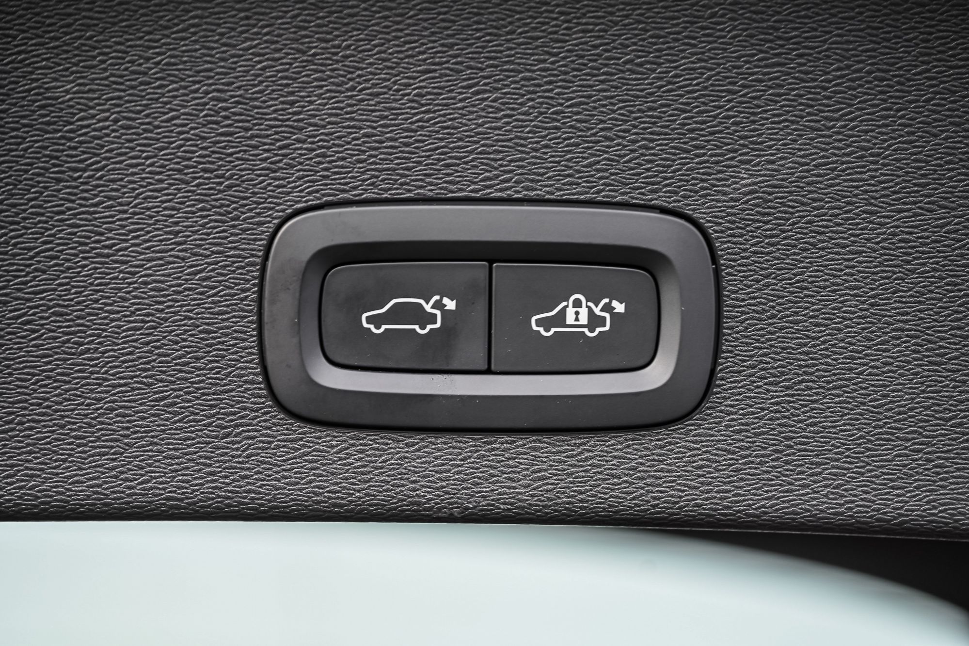 Volvo C40  2023 à Pointe-Claire, Québec