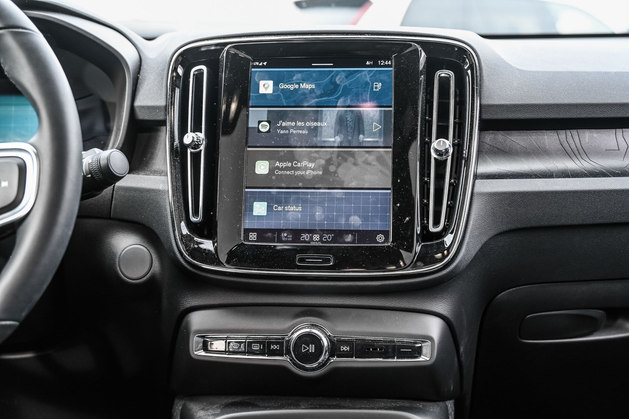 Volvo C40  2023 à Pointe-Claire, Québec