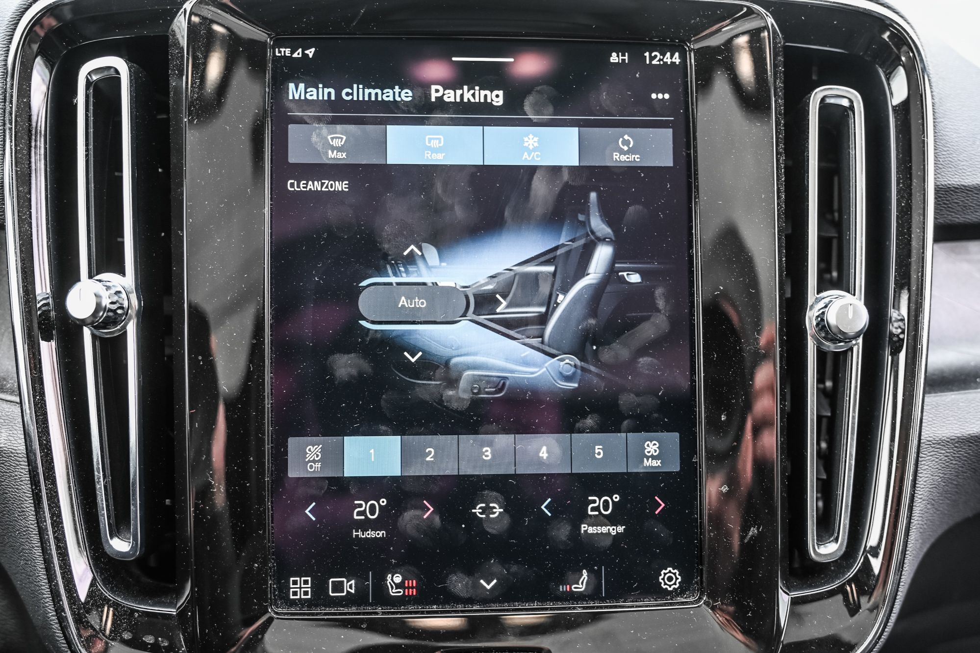 Volvo C40  2023 à Pointe-Claire, Québec