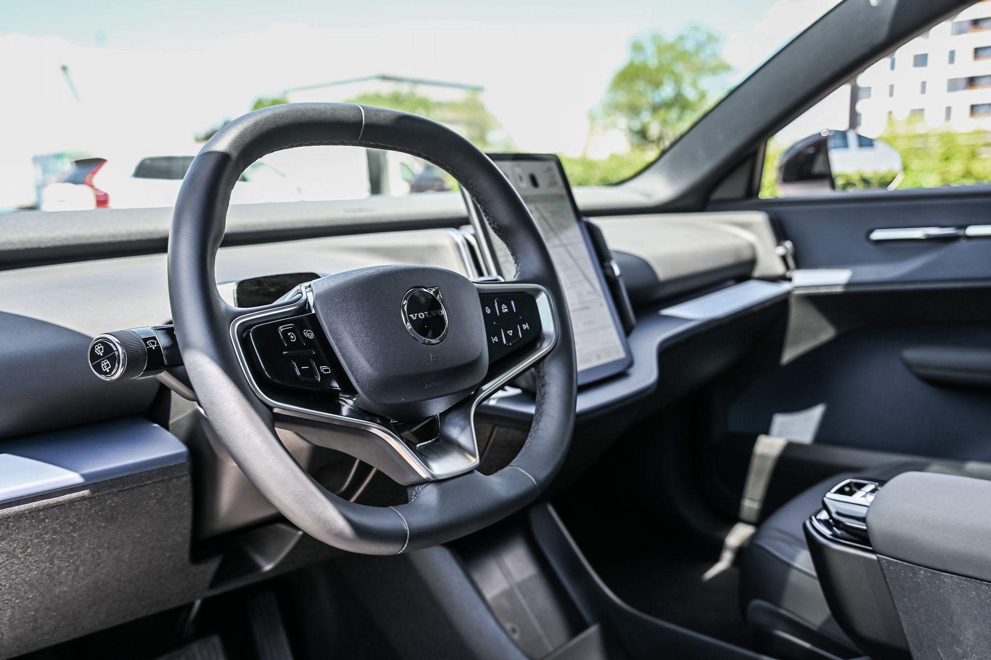2025 Volvo EX30 in Pointe-Claire, Quebec
