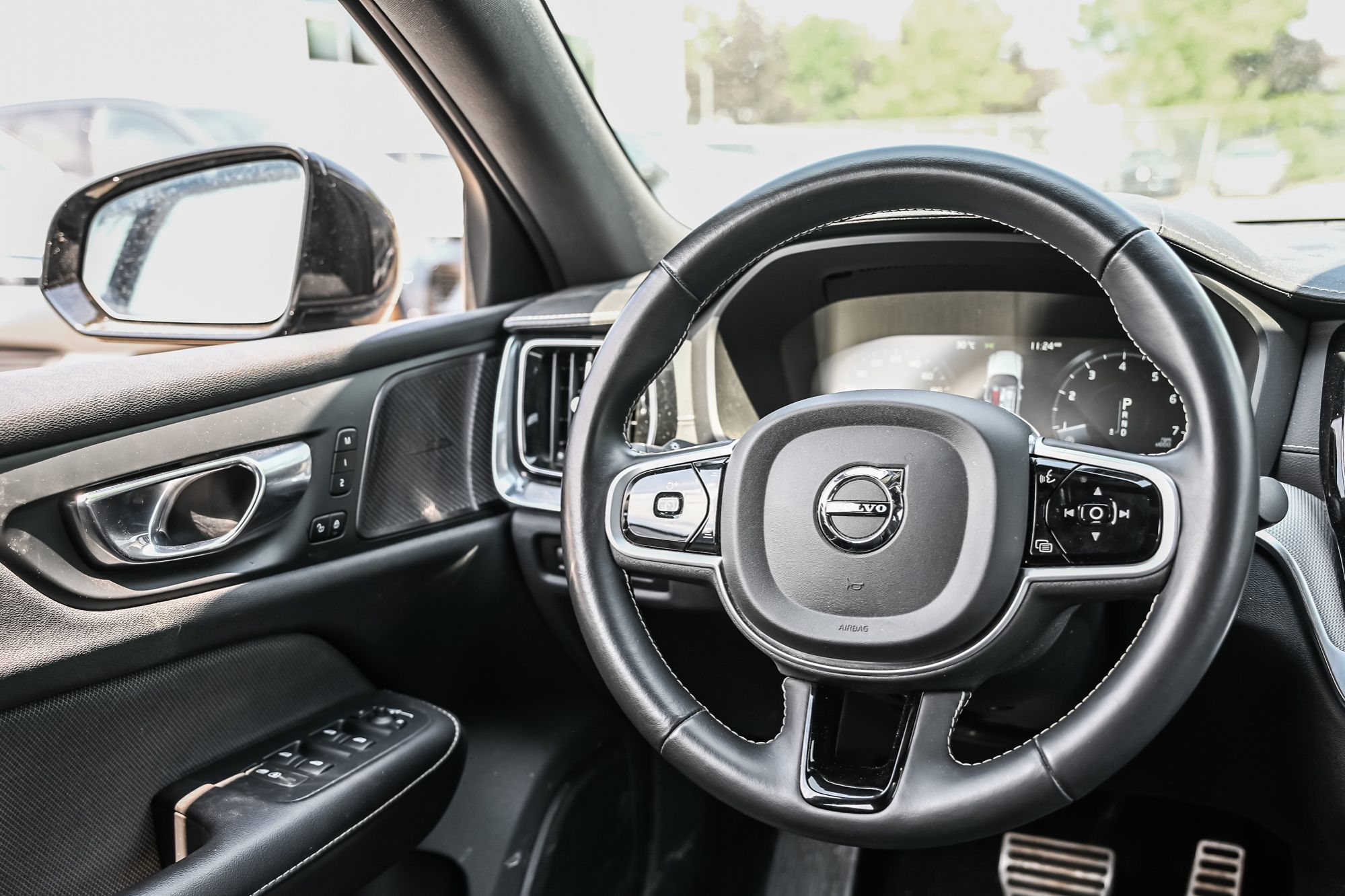 2021 Volvo S60 in Pointe-Claire, Quebec